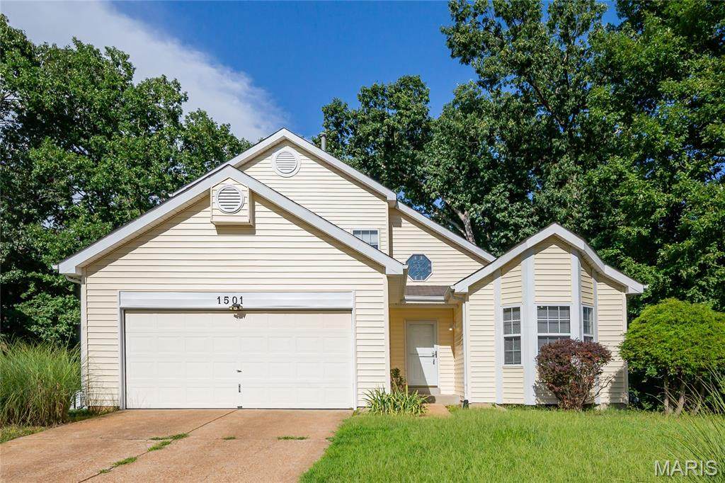 1501 Strawberry Glen Court - Photo 1