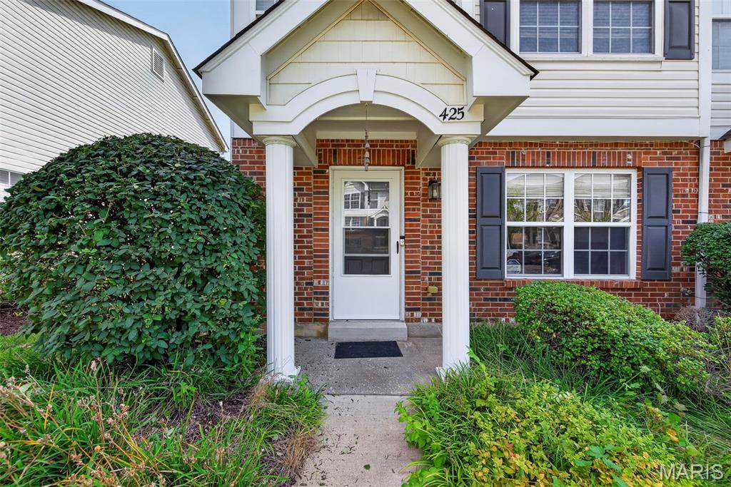 425 Wild Oak Drive - Photo 1