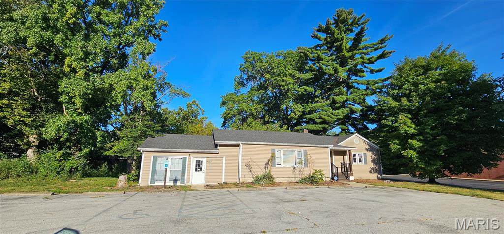 4013 Illinois Street - Photo 1