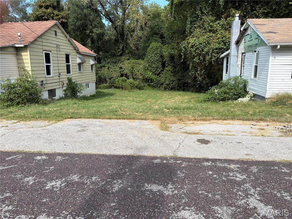 8725 Shirley Avenue - Photo 1