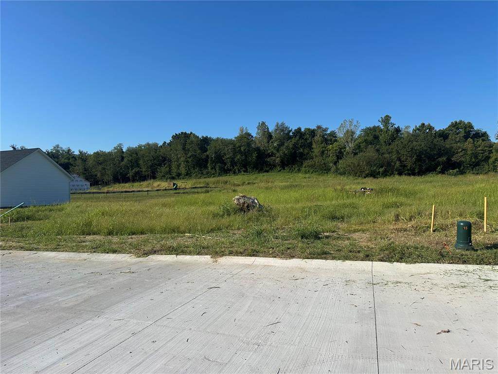 53 Lakeway Drive - Photo 1
