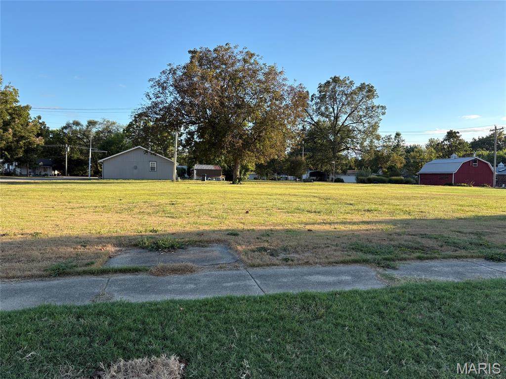 410 and 450 Franklin Street - Photo 1