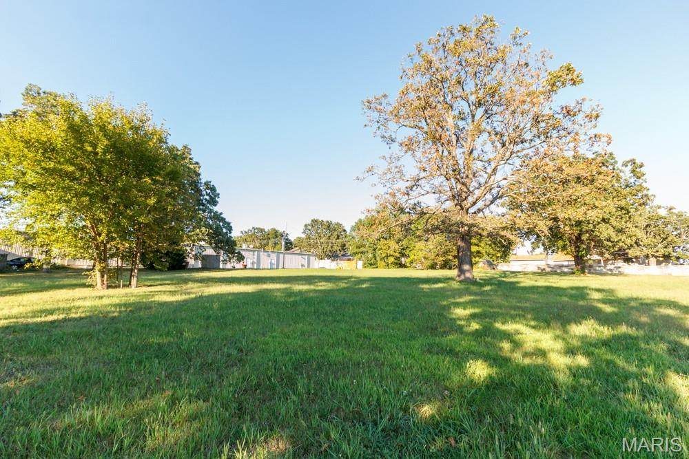 1076 Lynn Street - Photo 1