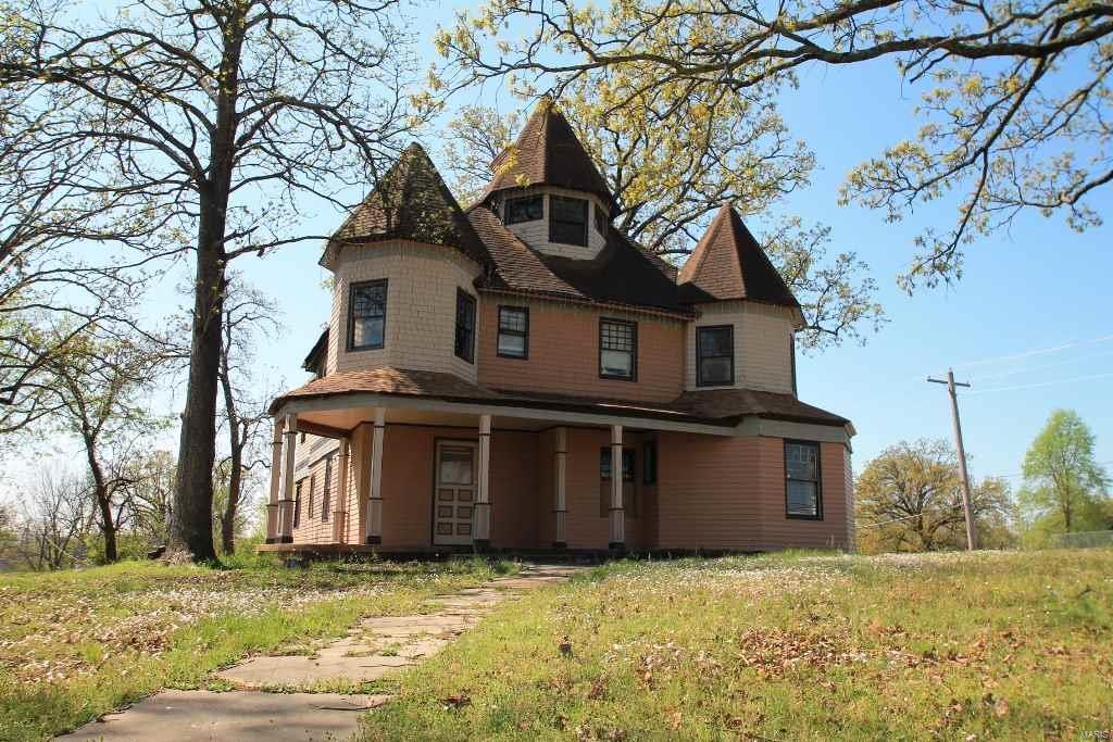 848 Vine - Photo 1