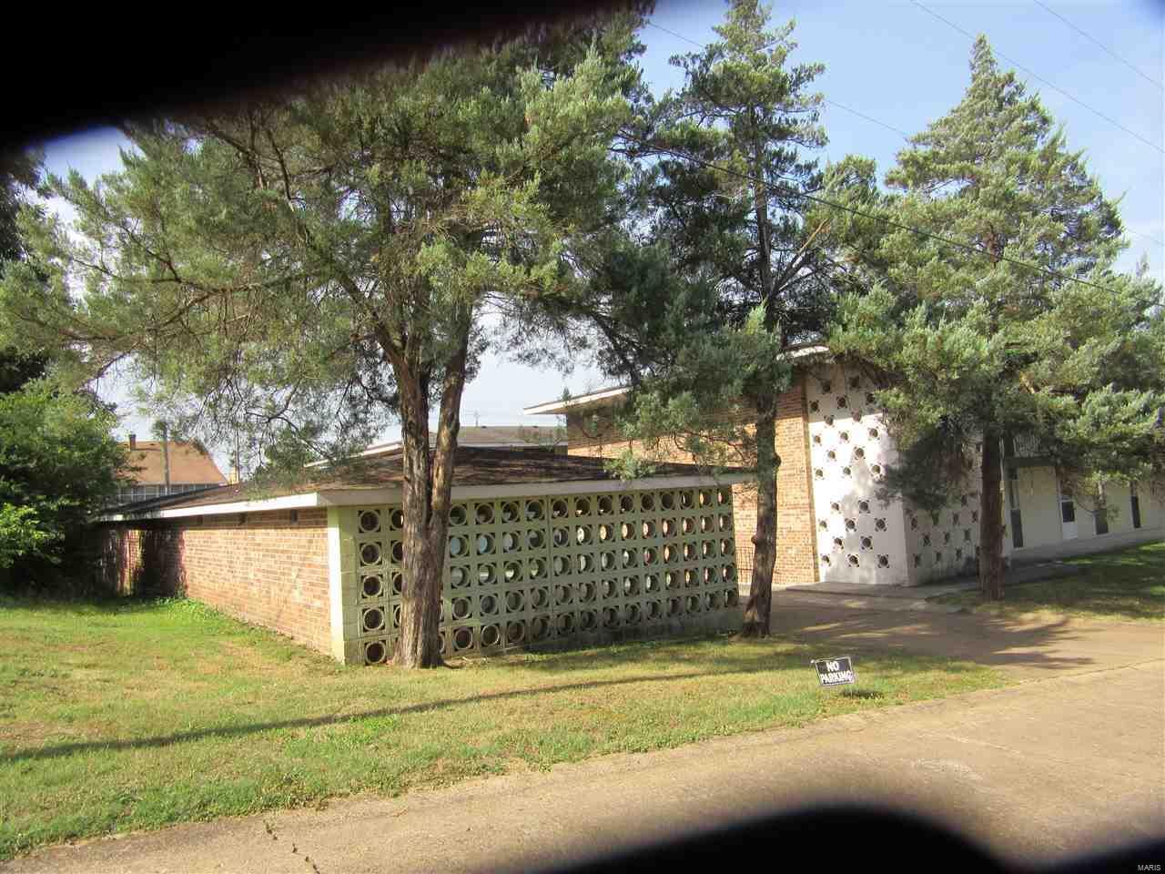 1028 Kinzer - Photo 1