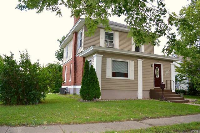 508 7th Street - Photo 1