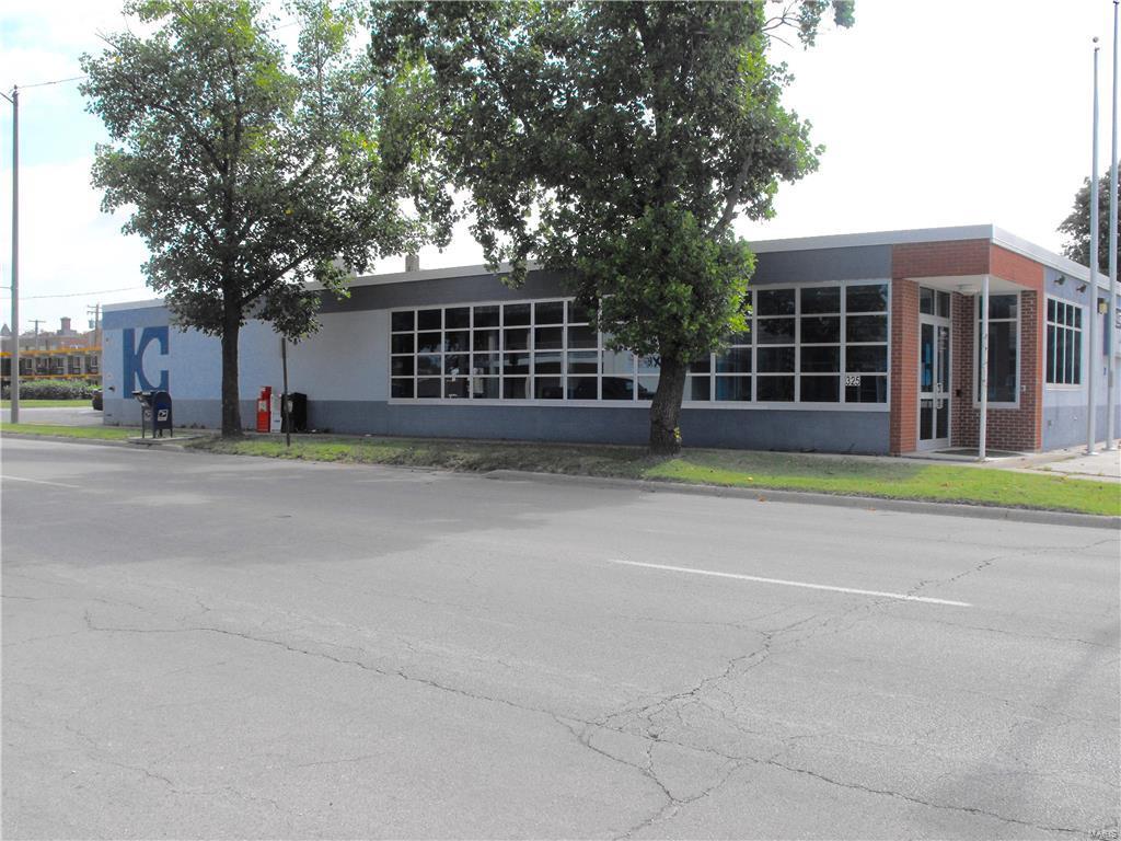 325 Poplar Street - Photo 1