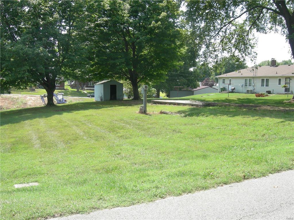 512 Van Zant - Photo 1