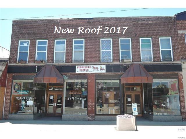 102 Macoupin Street - Photo 1