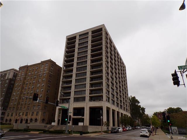 4501 Lindell Blvd - Photo 1