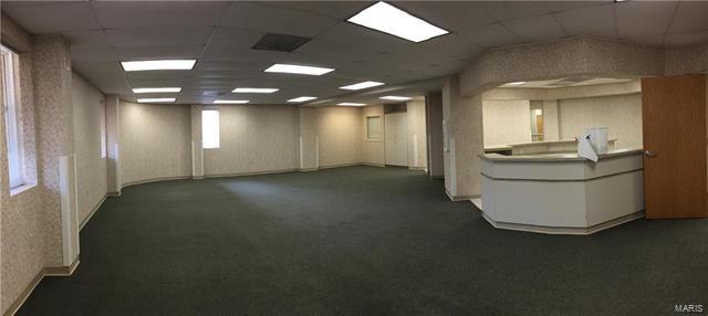 100 Brevco Plaza - Photo 1