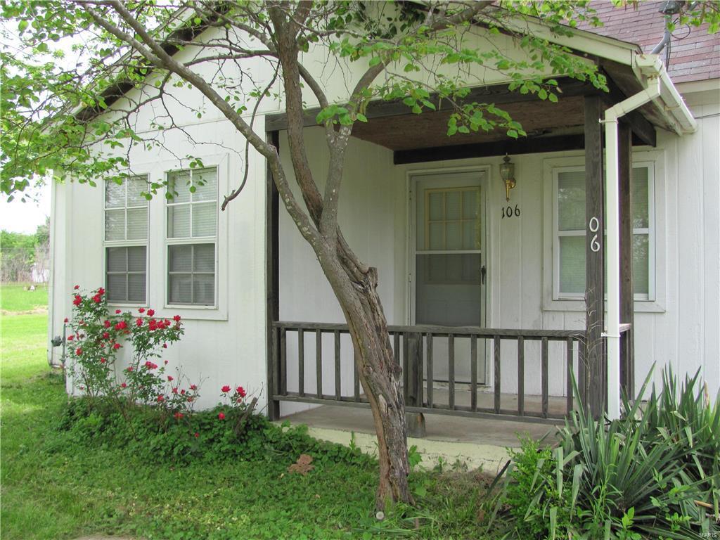 106 Caroline Street - Photo 1