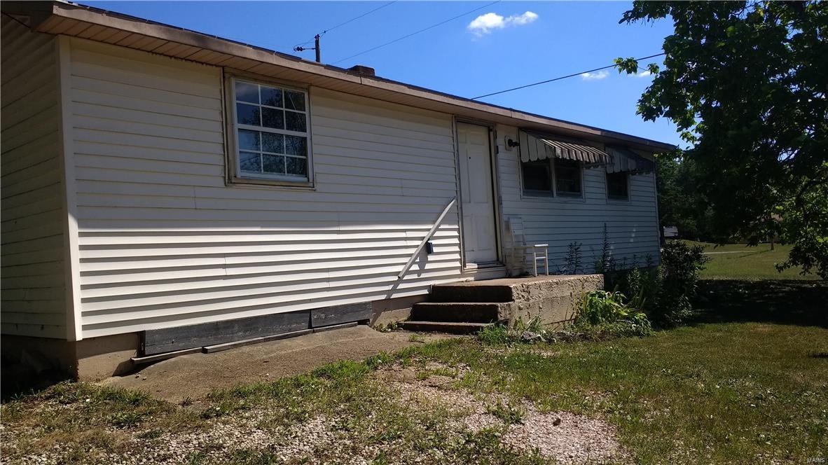 450 Colby - Photo 1