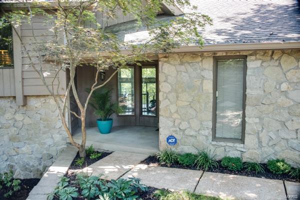 44 Chesterfield Lakes Road - Photo 1