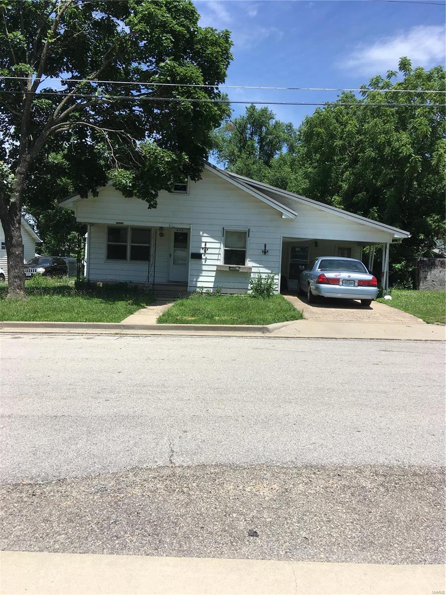 816 1st - Photo 1