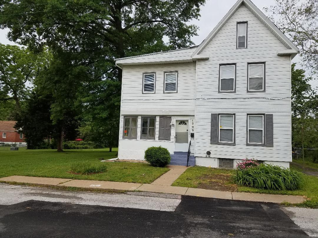 1205 Belrue Avenue - Photo 1