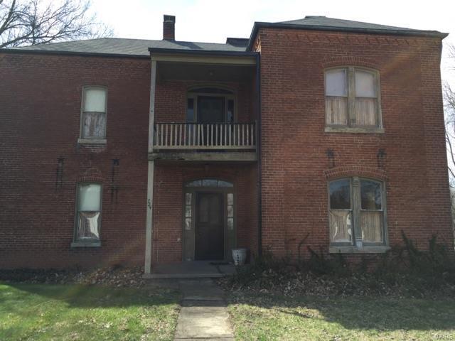 724 Spencer Road - Photo 1