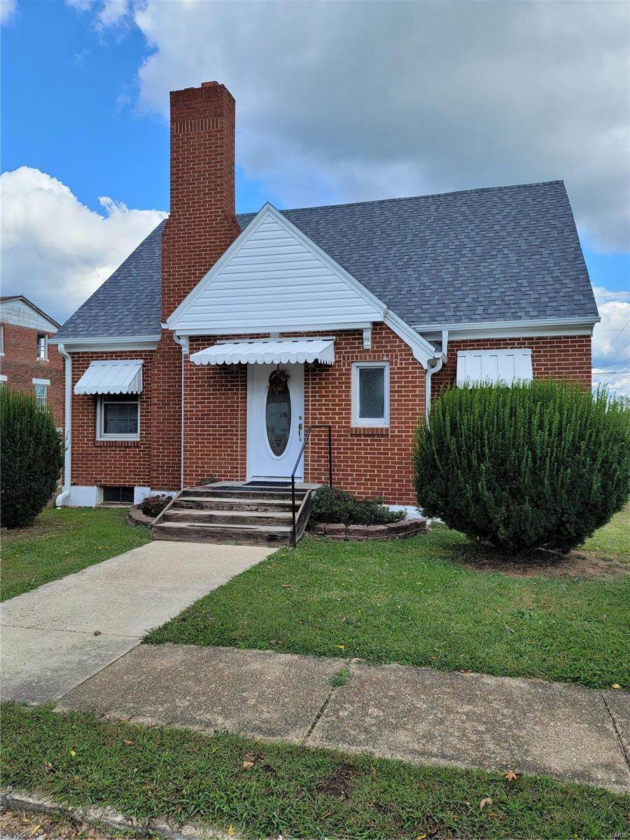 416 First Street - Photo 1