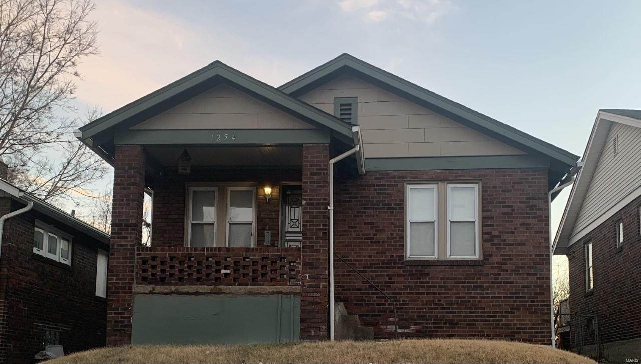 1254 Gimblin Street - Photo 1