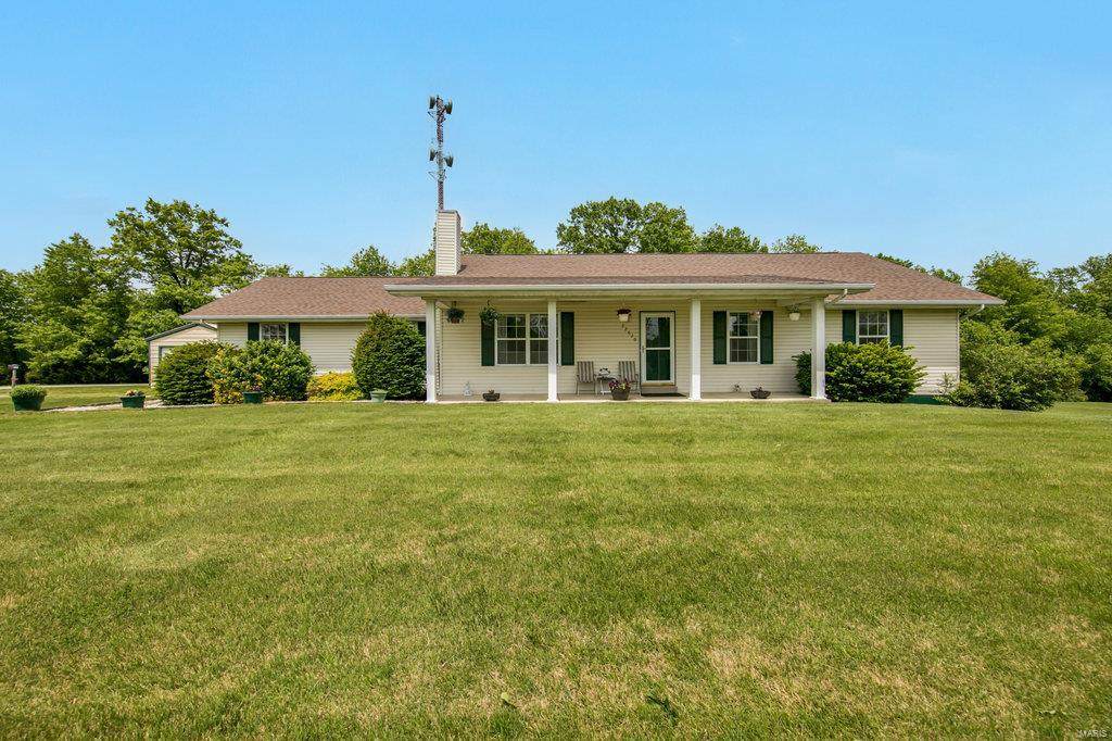 22620 Meadowlark - Photo 1