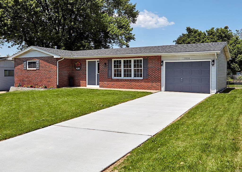 3336 Clemens - Photo 1