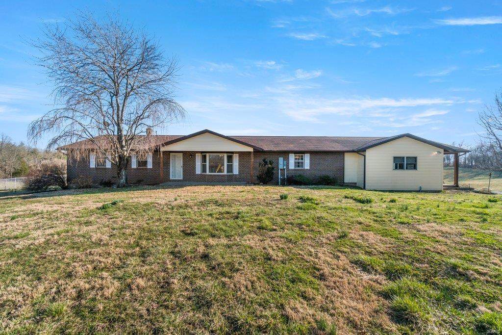 5911 County Road 532 - Photo 1