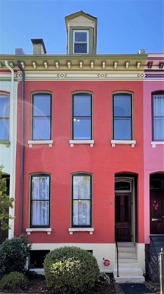 1924 Hickory Street - Photo 1