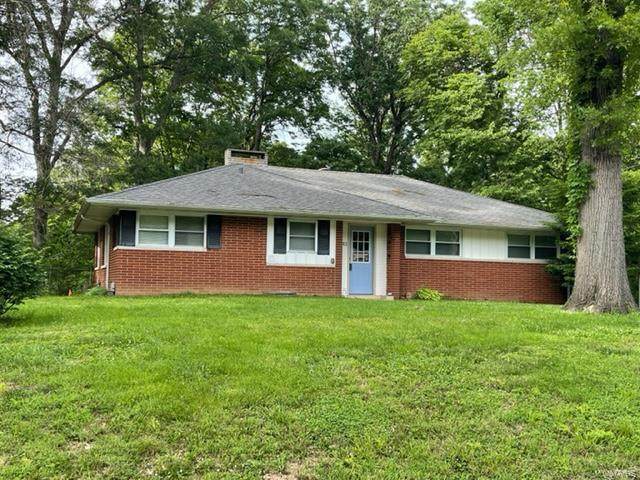 1282 Pin Oak Lane - Photo 1