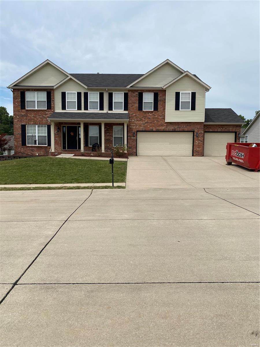 2715 Lauren Lake Drive - Photo 1