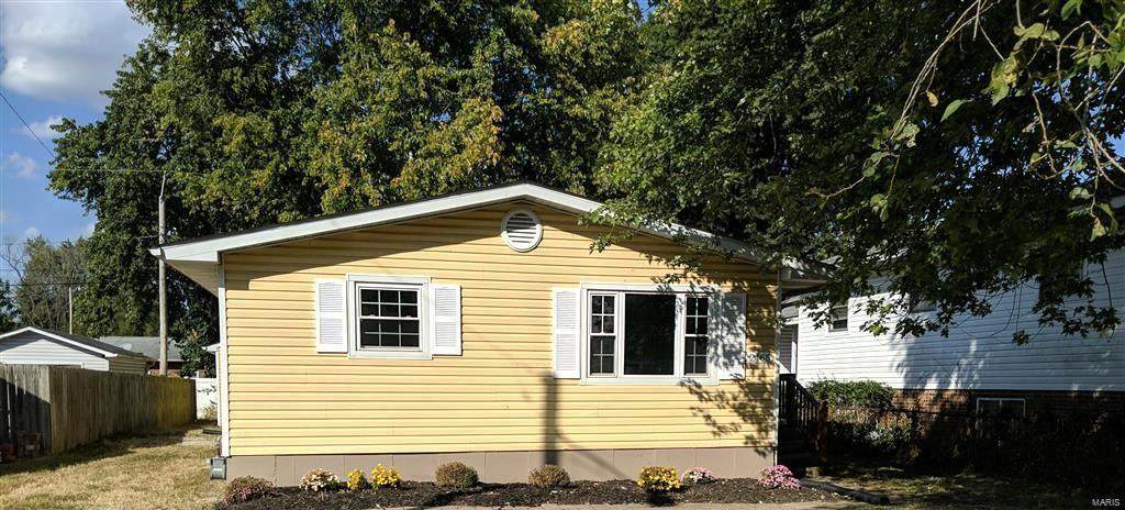 2165 Bern Avenue - Photo 1