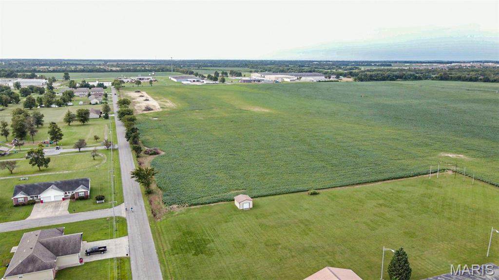 304 Seabiscuit Drive - Photo 1