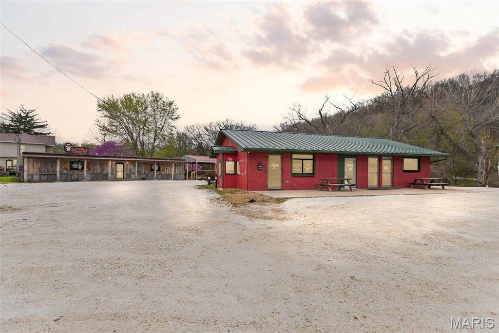 201 N Park Street - Photo 1