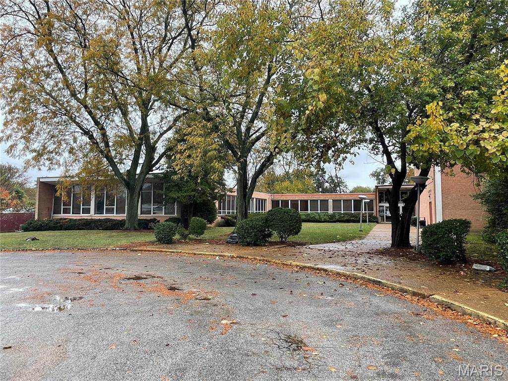 7400 Olive Boulevard - Photo 1