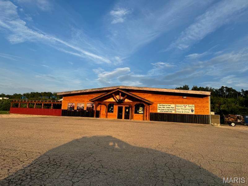 25 Commercial Drive - Photo 1