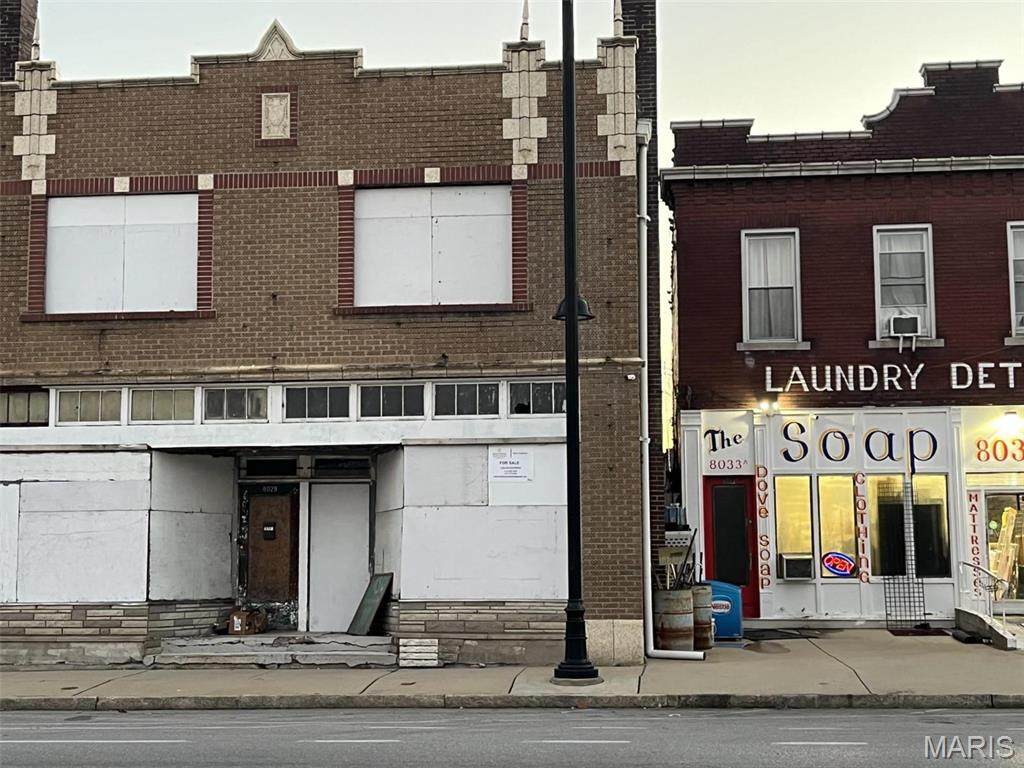 8029 Broadway - Photo 1