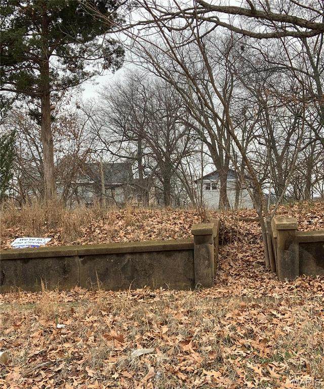 611 North 6th Street - Photo 1