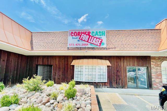 335 Main Street - Photo 1