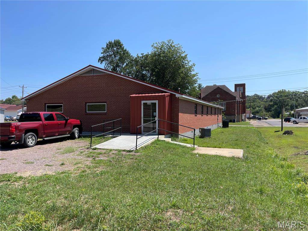 306 N. 2nd St. - Photo 1