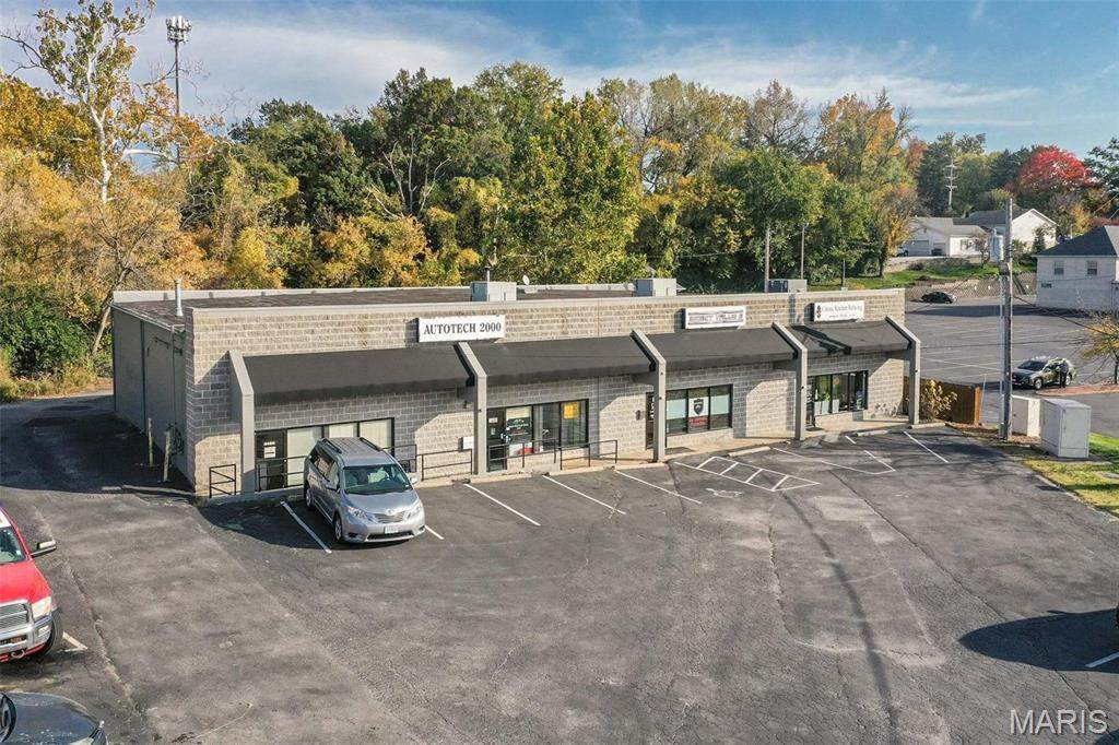 3444 Lindbergh Boulevard - Photo 1