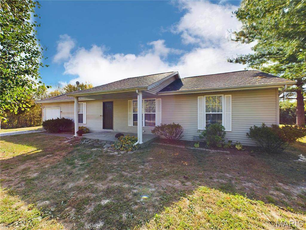 18630 Posen Road - Photo 1