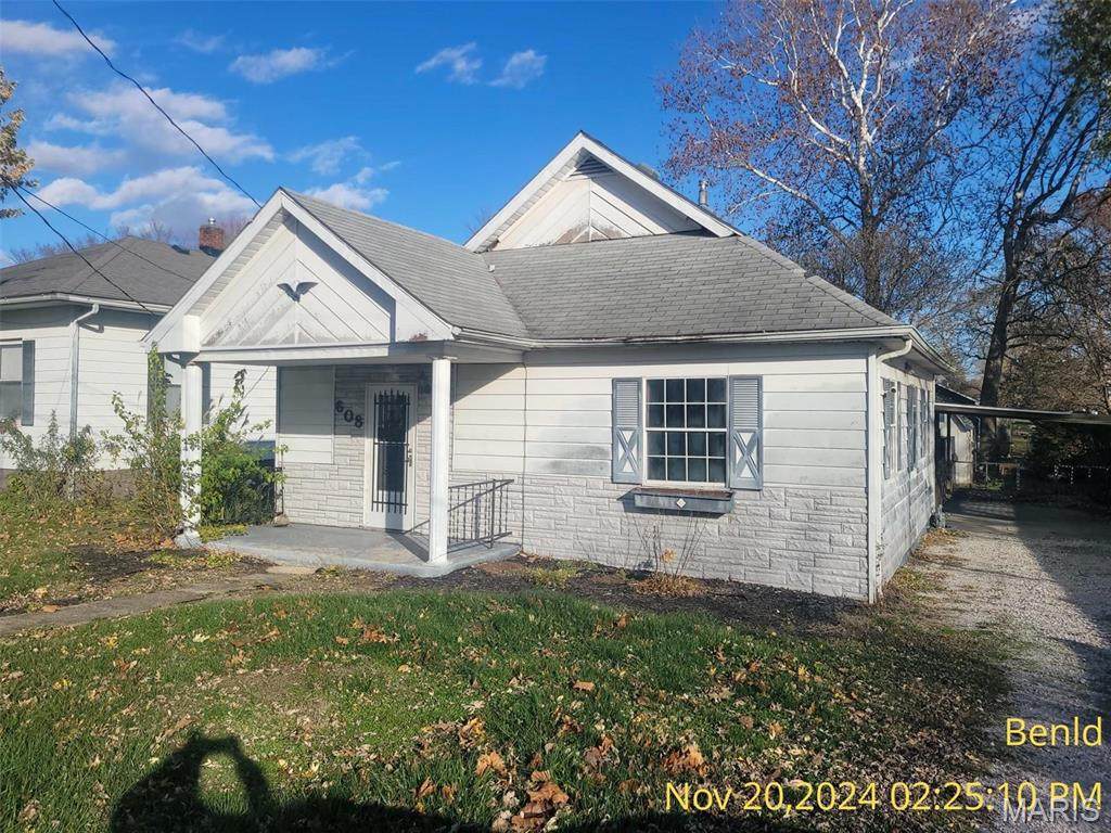 608 4th Street - Photo 1