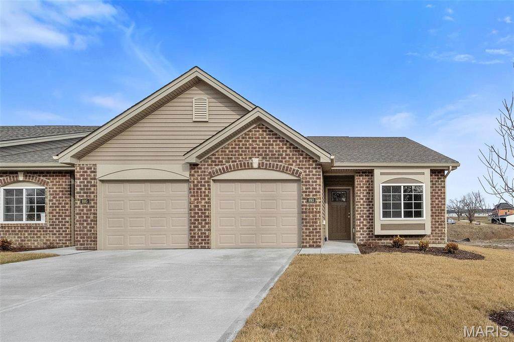 893 Walter Way - Photo 1