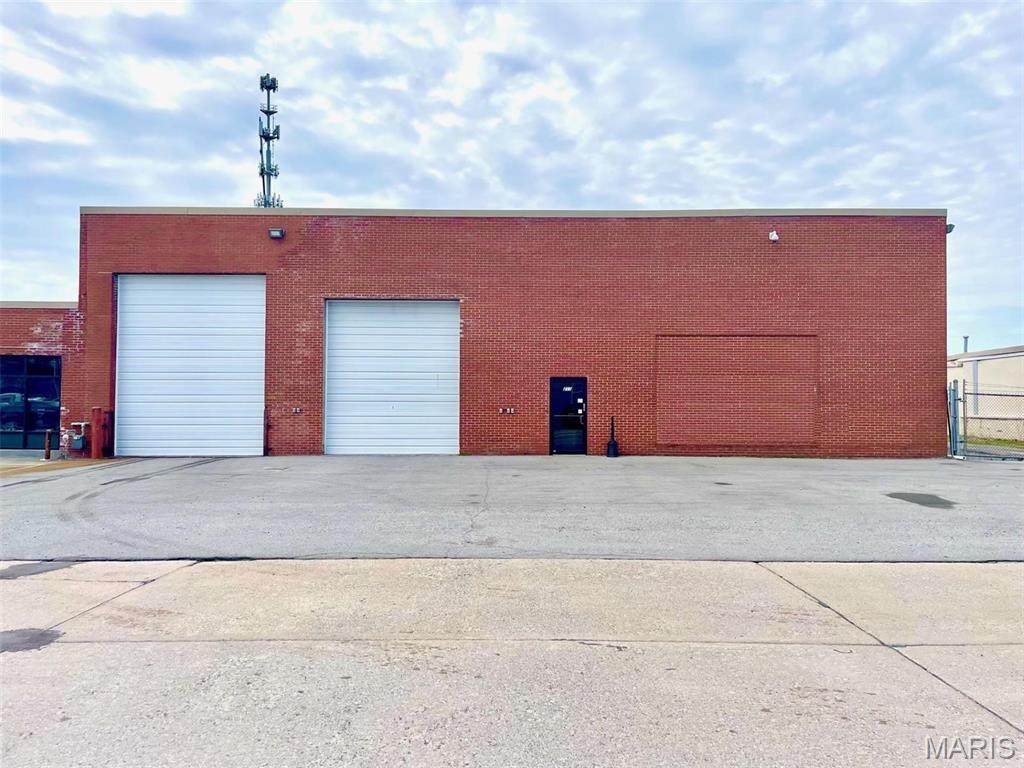 211 Spring Avenue - Photo 1
