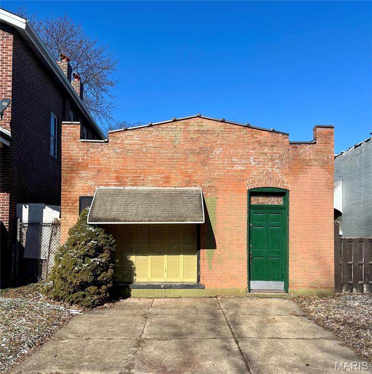 6119 Virginia Avenue - Photo 1