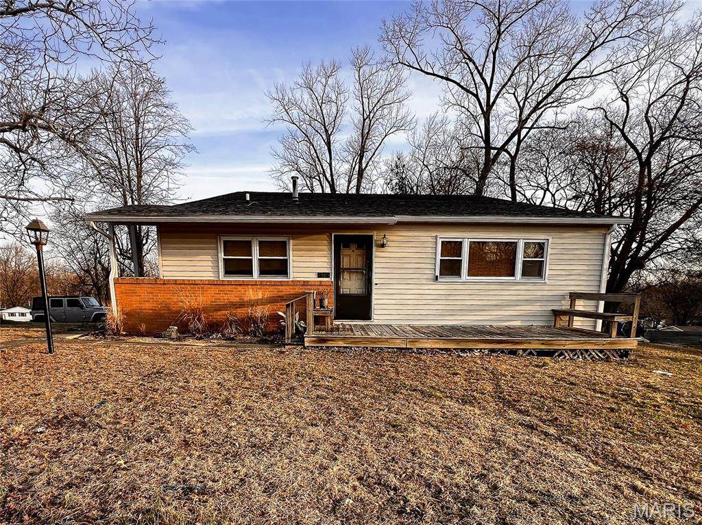 1505 Shelley Drive - Photo 1