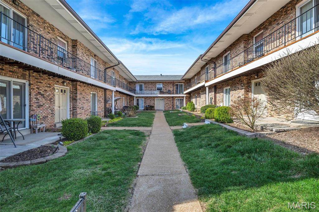 6904 Colonial Woods Drive - Photo 1