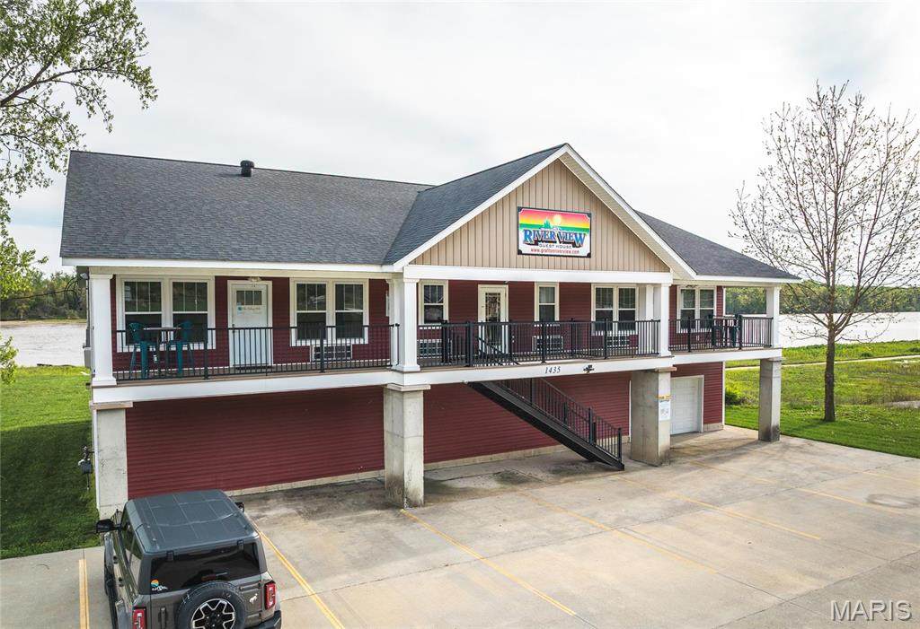 1435 Main Street - Photo 1