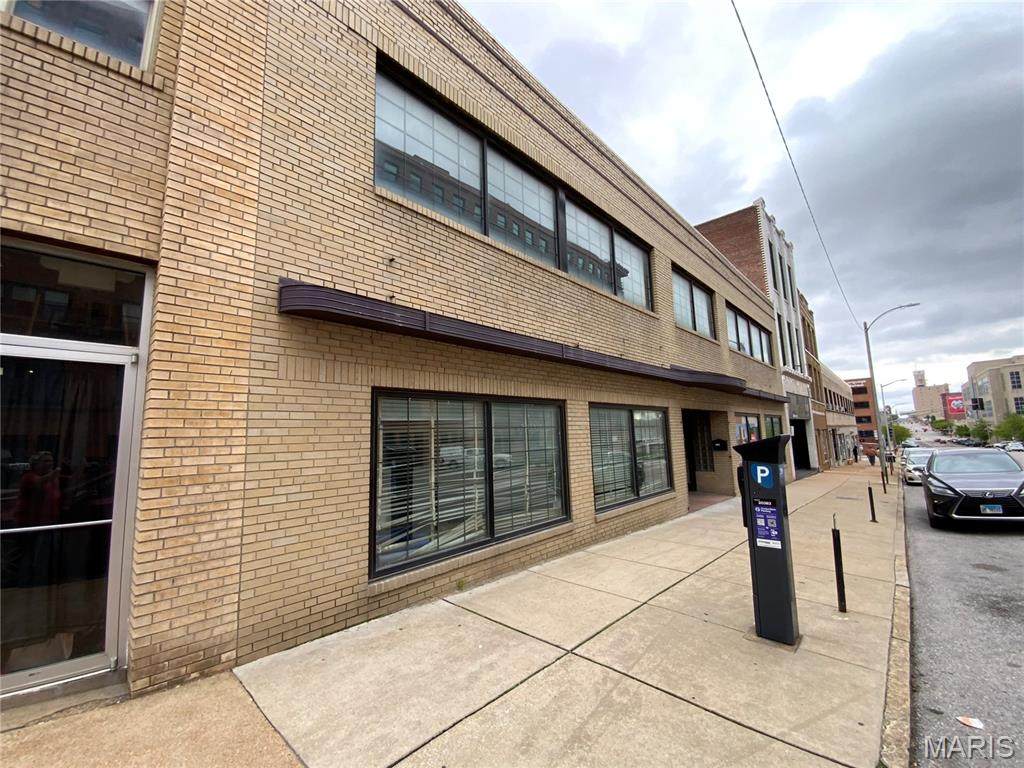 1710 Olive Street - Photo 1