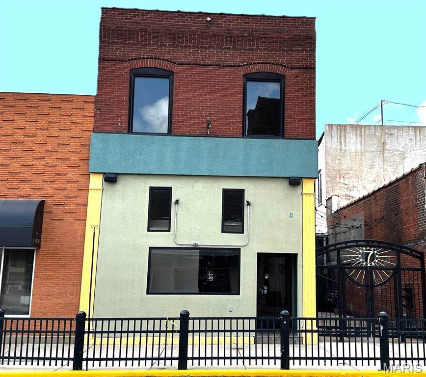 7 High Street - Photo 1