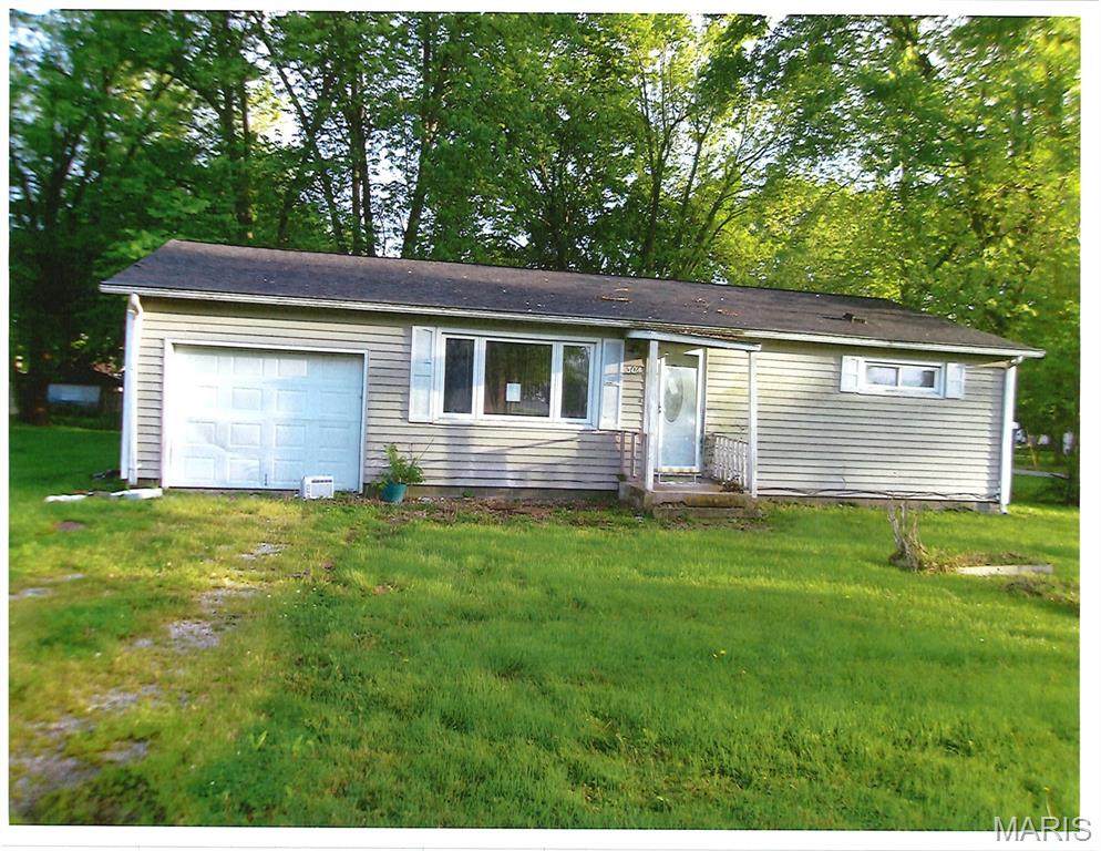 304 Douglas Street - Photo 1